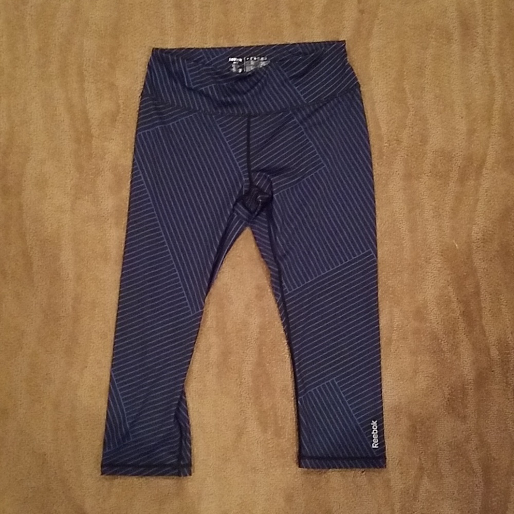 Reebok workout capris